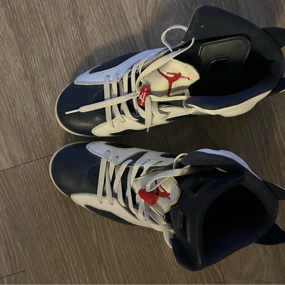 Jordan 6 Olympics size 12.5 pre-owned - Picture 5 of 7